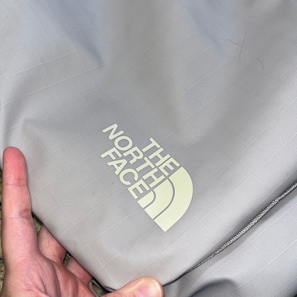 The North Face Base Camp Voyager Backpack 26 L - Picture 2 of 11